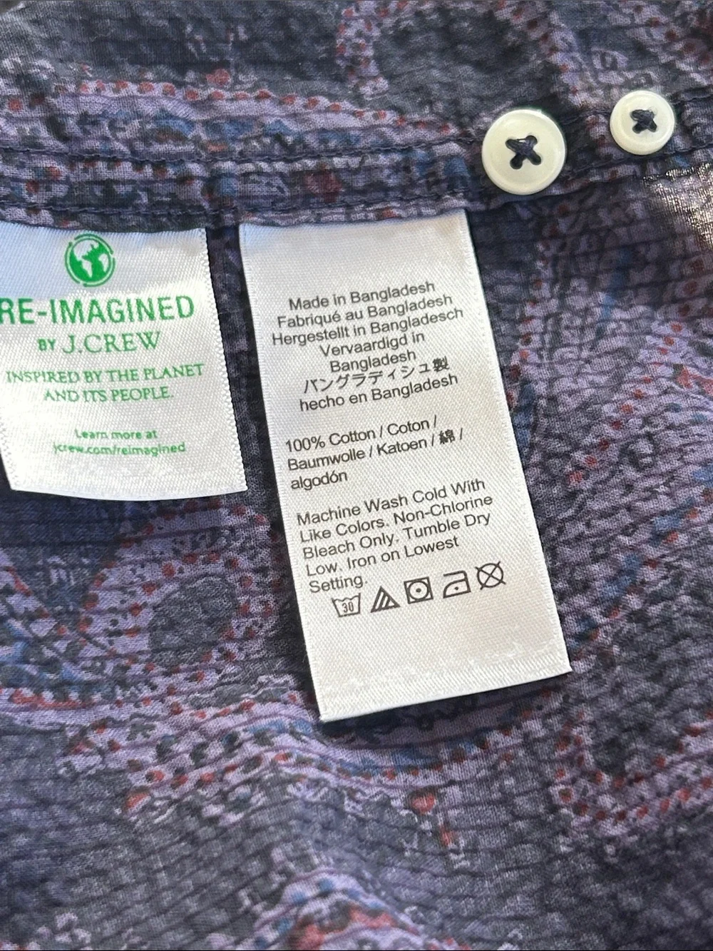 J. CREW Men’s Short-sleeve seersucker popover shirt Size Large Purple Paisley